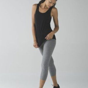 Lululemon Wunder Under Crop II size 8 grey